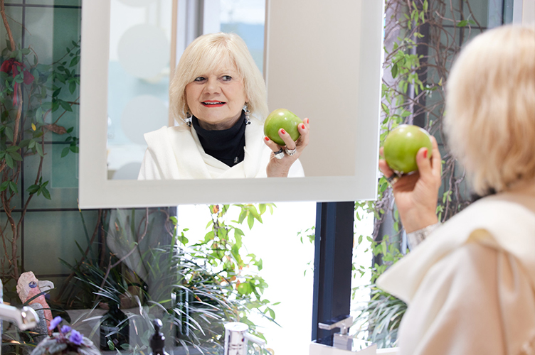 Implants: Rebuild your smile